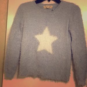 Girls beautiful sweater